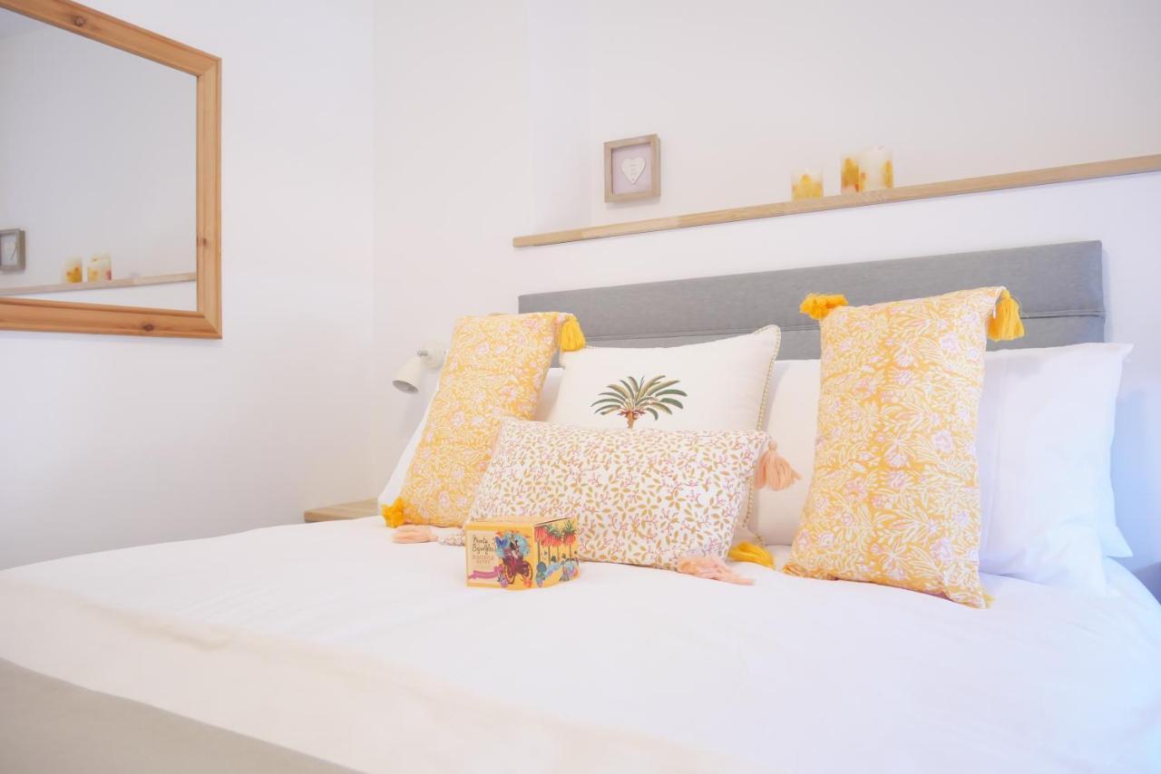Sunset View, 2 Bedrooms In The Heart Of Holt With Parking Exterior photo